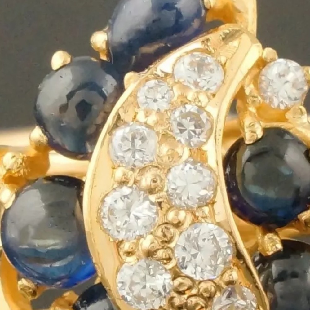 Solid 22 k Gold Blue Sapphire Cabochon Quartz Ring - Picture 5 of 16